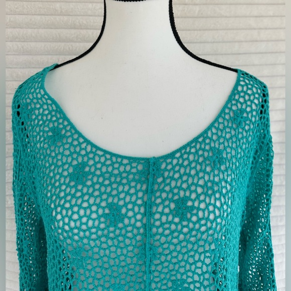 Teal Crochet Knit Top/Coverup - Picture 4 of 15
